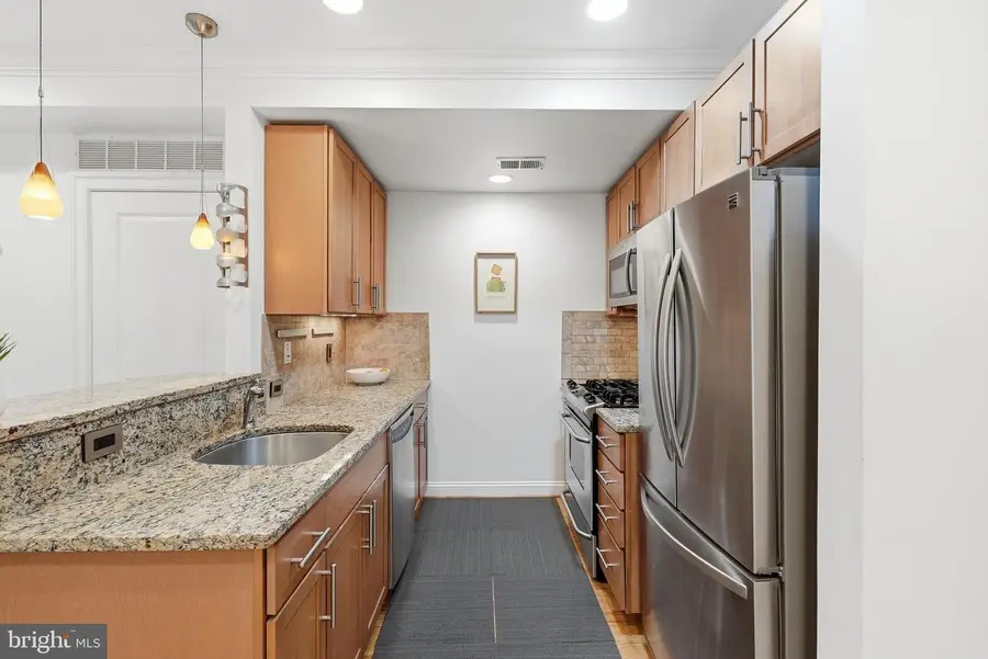 739 Newton Pl Nw #202, Washington, DC 20010 - #2