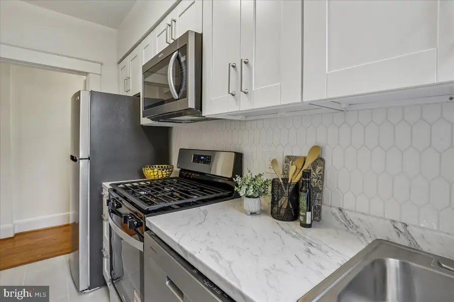2410 20th St Nw #208, Washington, DC 20009 - #3