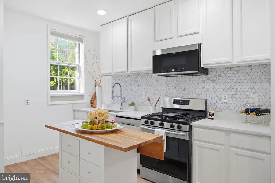 650 E St Se, Washington, DC 20003 - #2