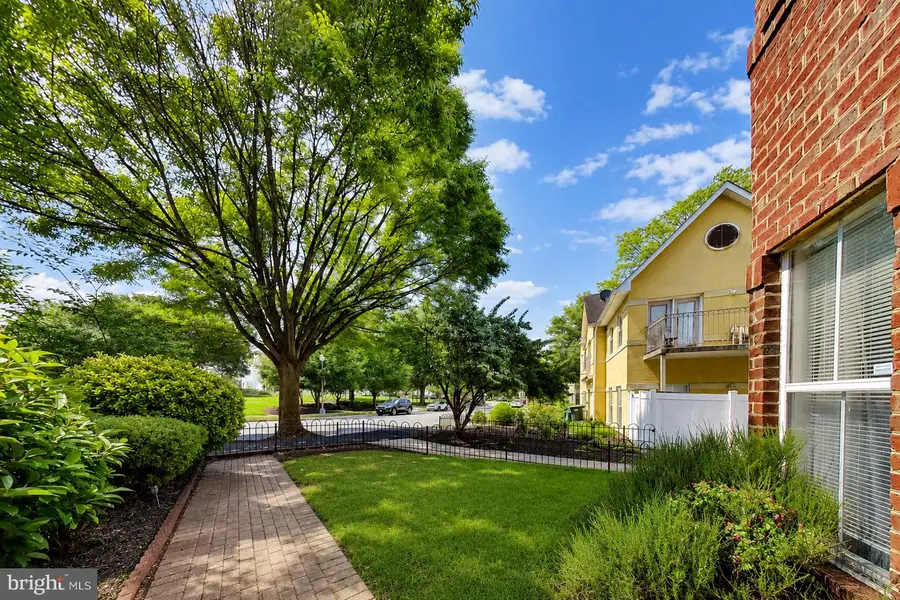3726 Burnham Pl Ne, Washington, DC 20019 - #2