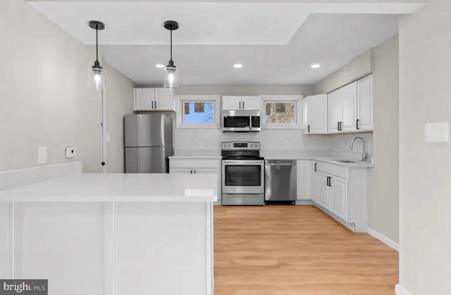 852 50th Pl Ne, Washington, DC 20019 - #3