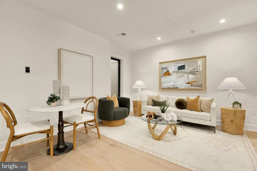 1463 Harvard St Nw #6, Washington, DC 20009 - #3