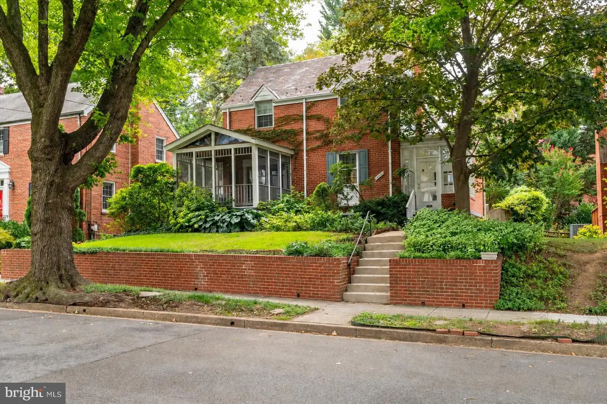 4420 Burlington Pl Nw, Washington, DC 20016 - #1