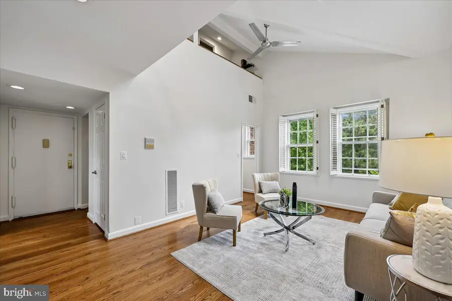 3621 39th St Nw #e323, Washington, DC 20016 - #3