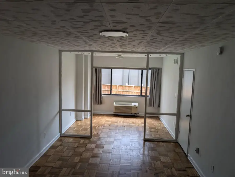 2141 I St Nw #210, Washington, DC 20037 - #3