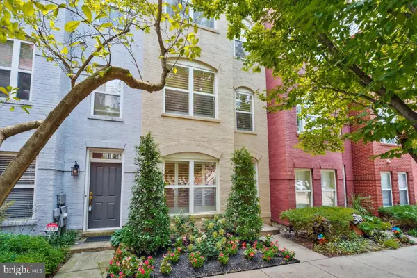2107 12th Pl Nw, WASHINGTON, DC 20009