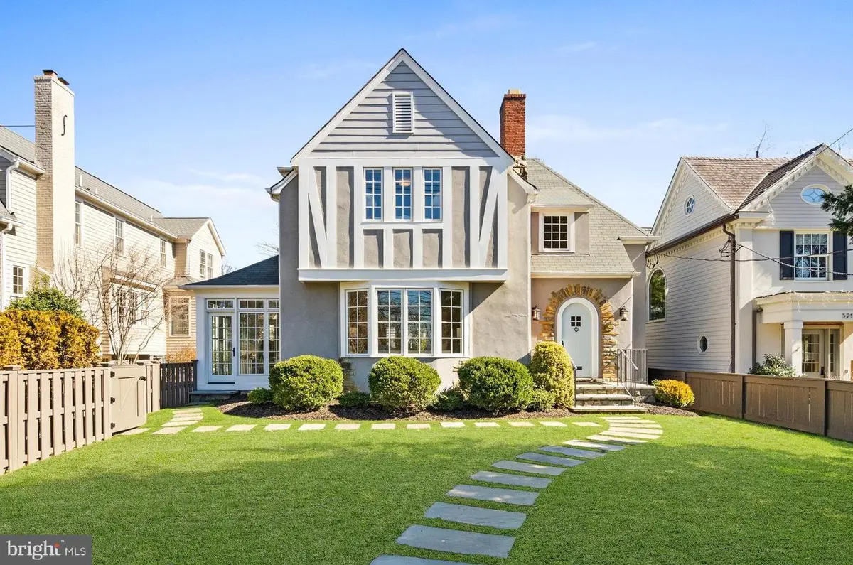 3213 Foxhall Rd Nw, Washington, DC 20016 - #1
