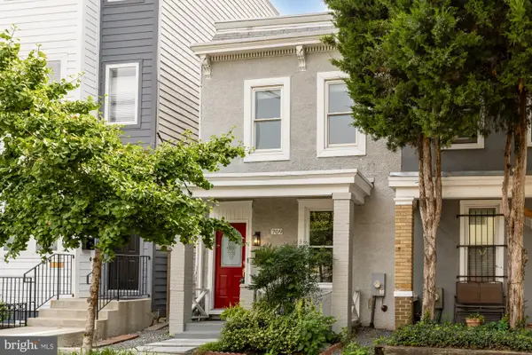 709 16th St Ne, WASHINGTON, DC 20002