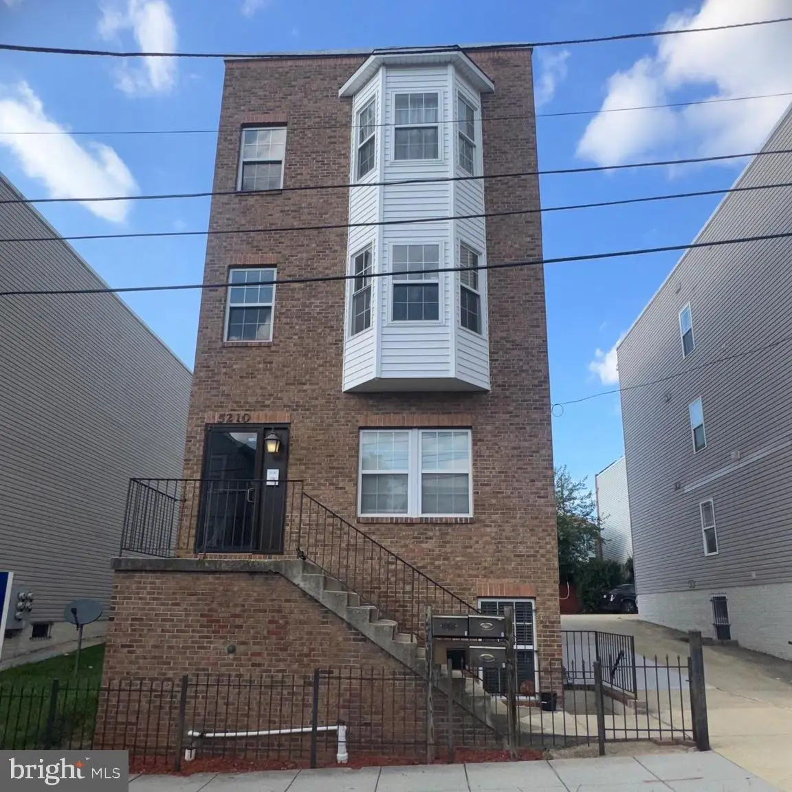 5210 F St Se #1, Washington, DC 20019 - #1