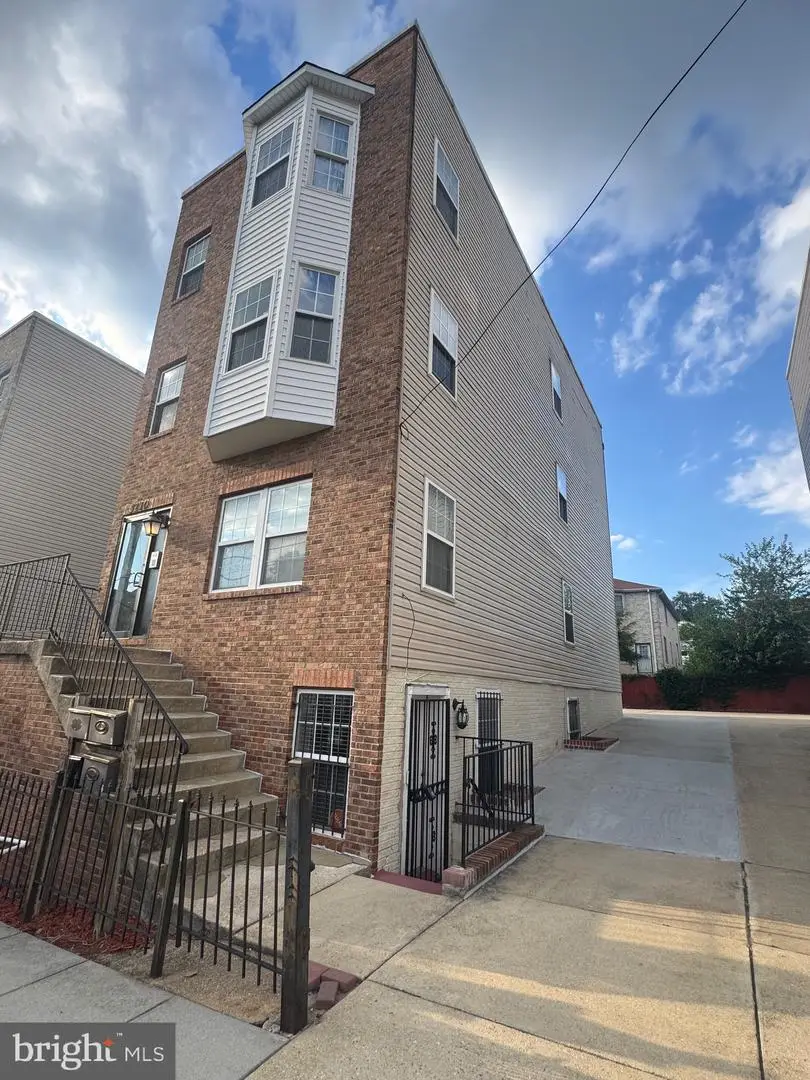 5210 F St Se #1, Washington, DC 20019 - #3