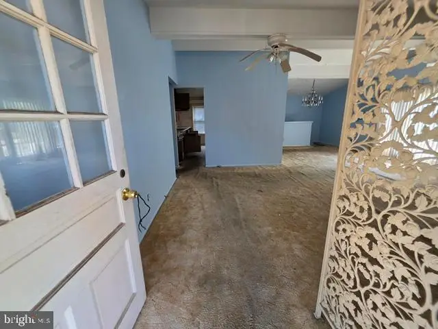 916 Hilltop Ter Se, Washington, DC 20019 - #2