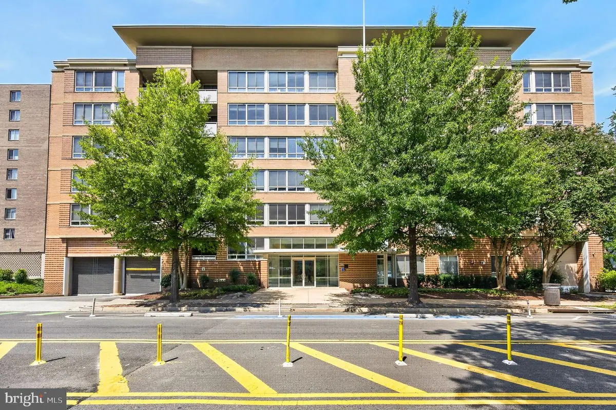 355 I St Sw #317, Washington, DC 20024 - #1
