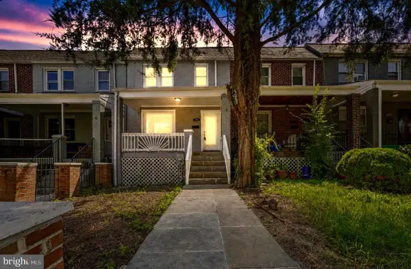 Address Withheld By Seller, WASHINGTON, DC 20002