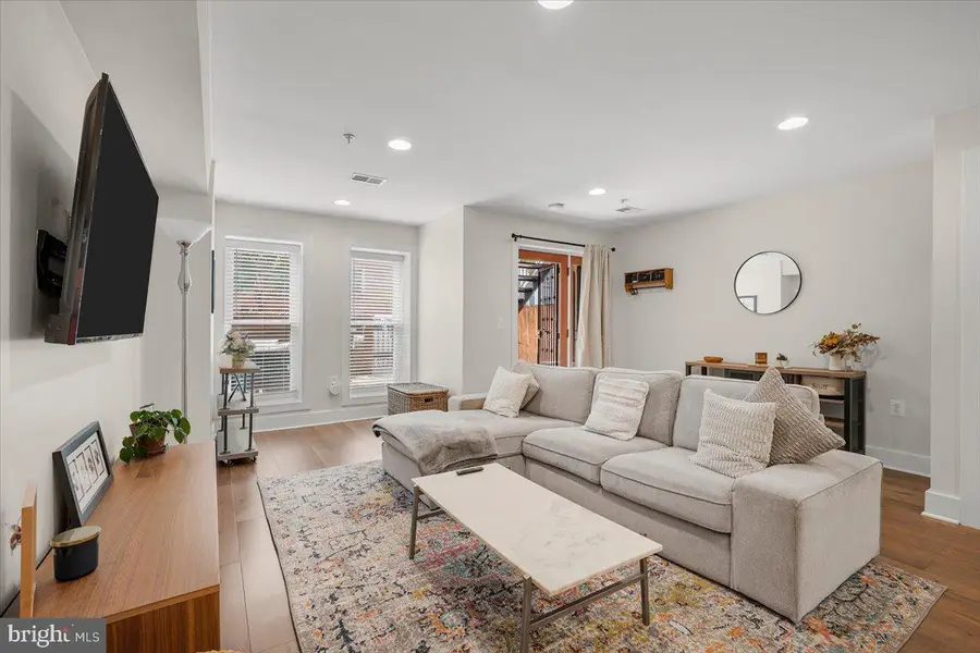 2505 17th St Nw #1, Washington, DC 20009 - #3