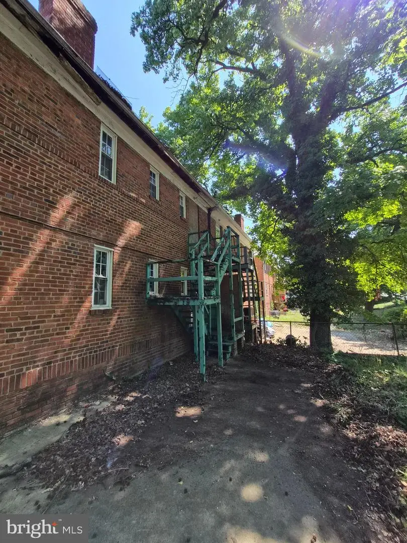 4613 Central Ave Ne, Washington, DC 20019 - #2