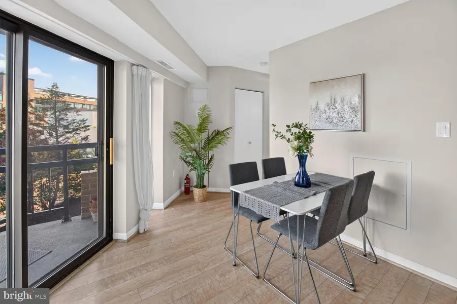 2111 Nw Wisconsin Ave Nw #301, Washington, DC 20007 - #3