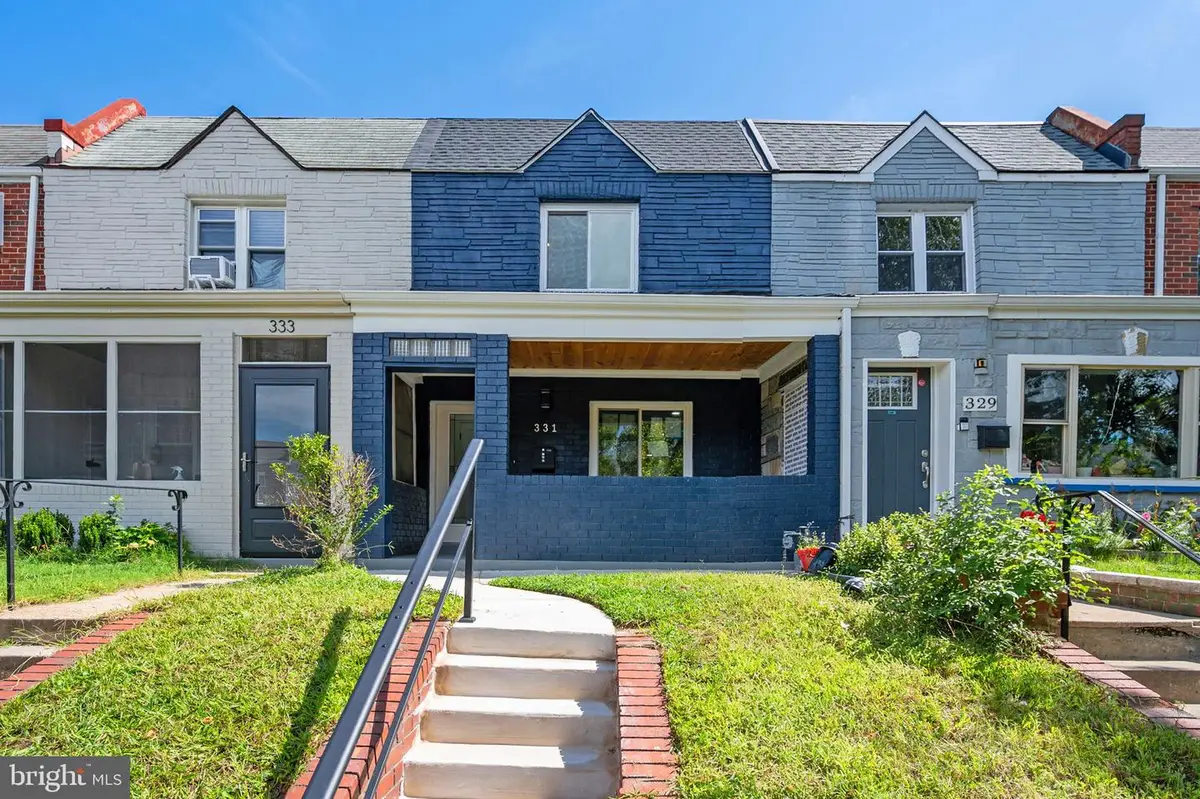 331 34th Pl Ne, Washington, DC 20019 - #1
