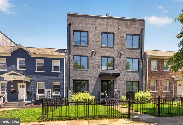 217 20th St Ne #2, Washington, DC 20002 - #2