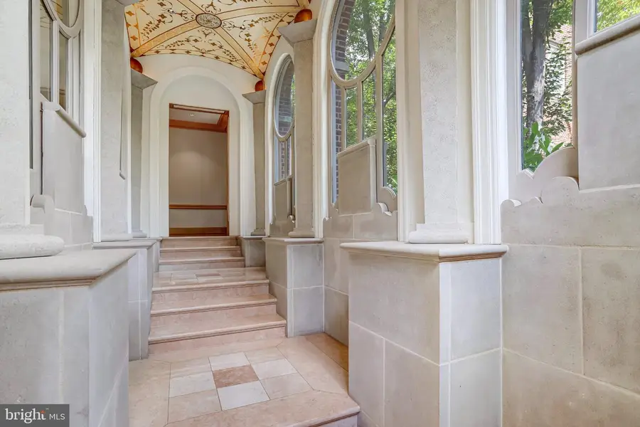 2303 Bancroft Pl Nw, Washington, DC 20008 - #2