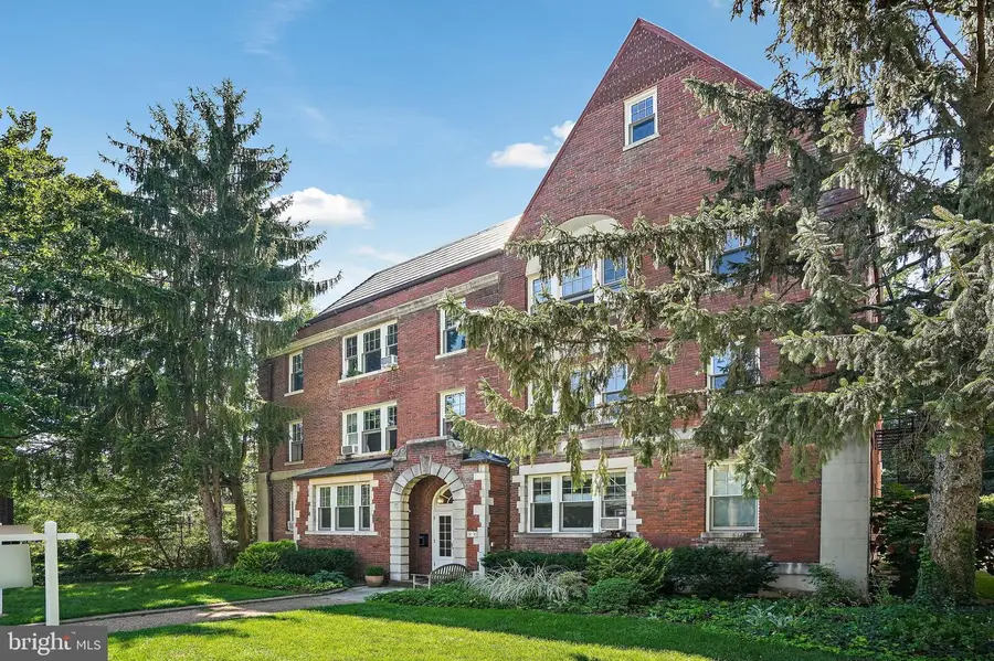 3018 Porter St Nw #201, Washington, DC 20008 - #2