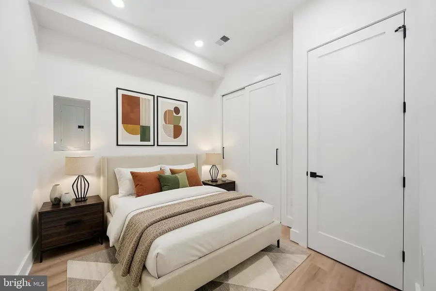 2105 M St Ne #5, Washington, DC 20002 - #3