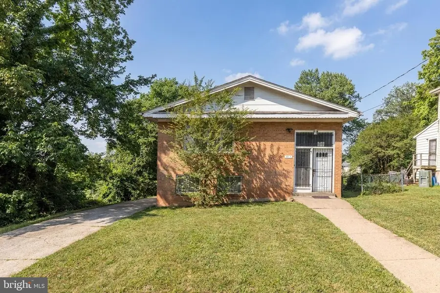 2213 Evarts St Ne, Washington, DC 20018 - #2