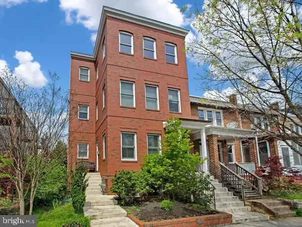 1804 Independence Ave Se #2, WASHINGTON, DC 20003