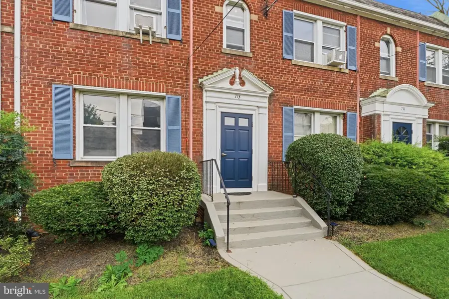 713 Hamlin St Ne #3, Washington, DC 20017 - #2