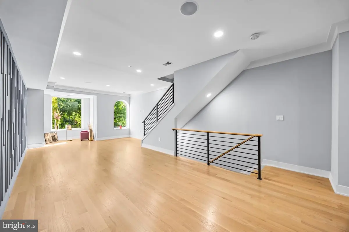 1329 Irving St Nw #2, Washington, DC 20010 - #1