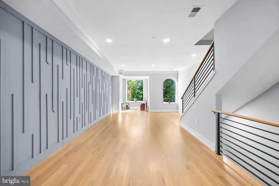 1329 Irving St Nw #2, Washington, DC 20010 - #3
