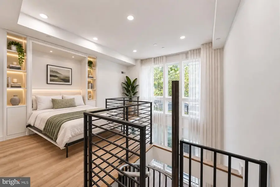 2105 M St Ne #2, Washington, DC 20002 - #3
