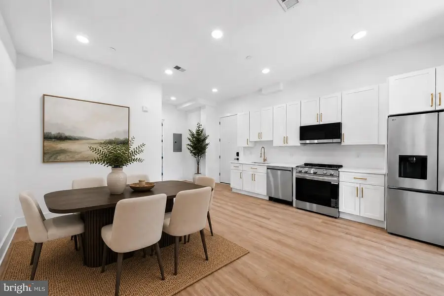 2105 M St Ne #8, Washington, DC 20002 - #3