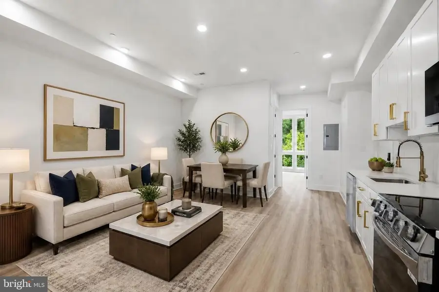 2105 M St Ne #10, Washington, DC 20002 - #2
