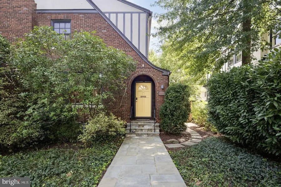 4205 38th St Nw, Washington, DC 20016 - #2