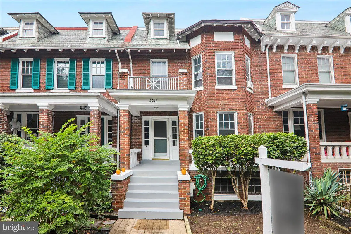 2007 Klingle Rd Nw, Washington, DC 20010 - #1