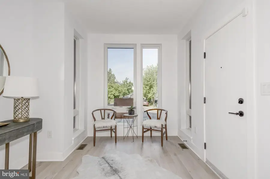 3571 10th St Nw #1, Washington, DC 20010 - #3