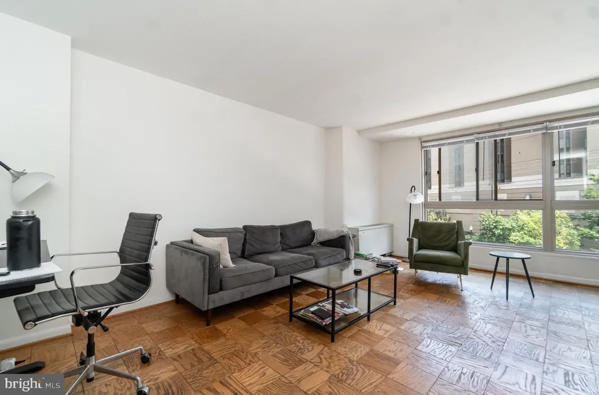 922 24th St Nw #313, Washington, DC 20037 - #1