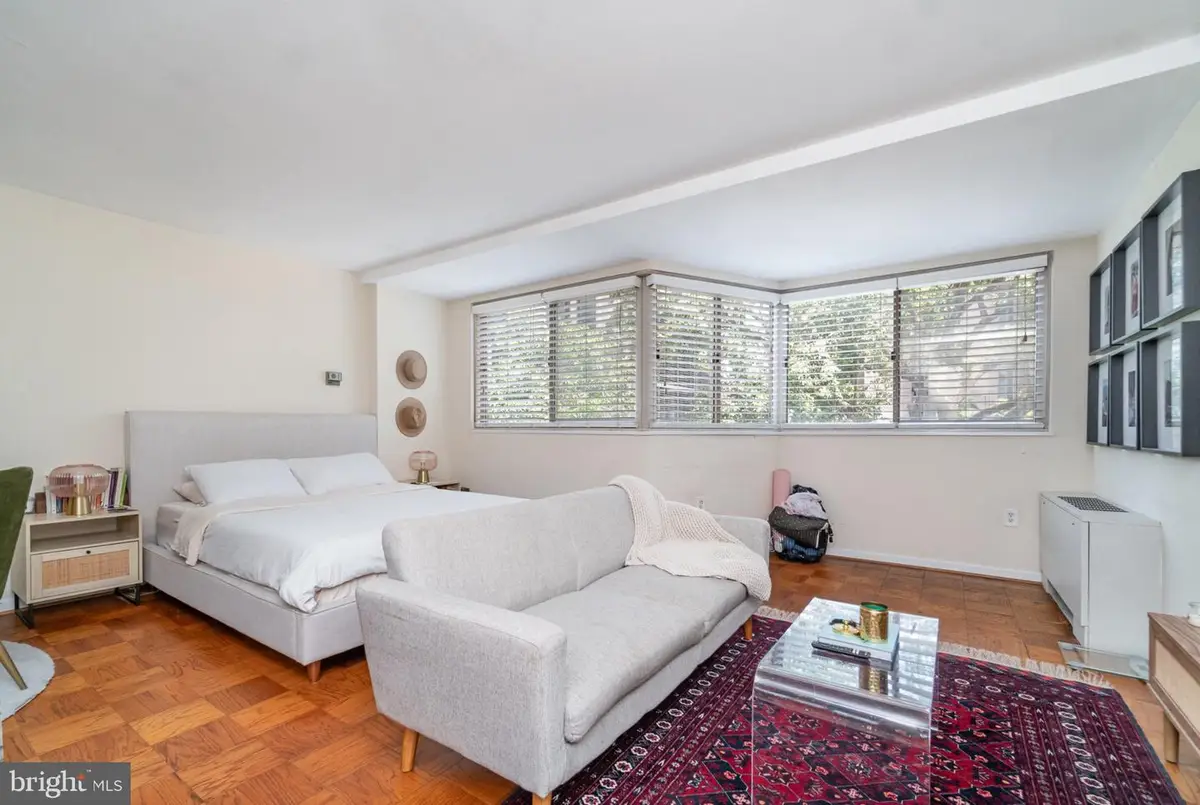 922 24th St Nw #419, Washington, DC 20037 - #1