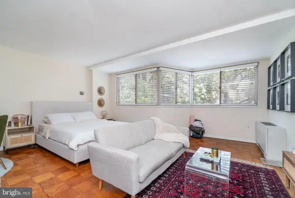 922 24th St Nw #419, WASHINGTON, DC 20037
