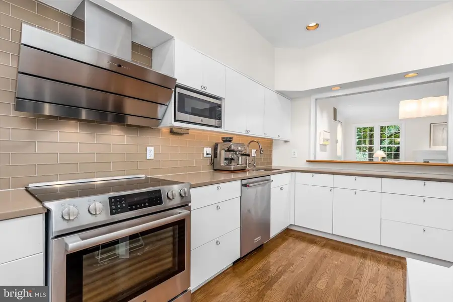 3613 Winfield Ln Nw, Washington, DC 20007 - #3