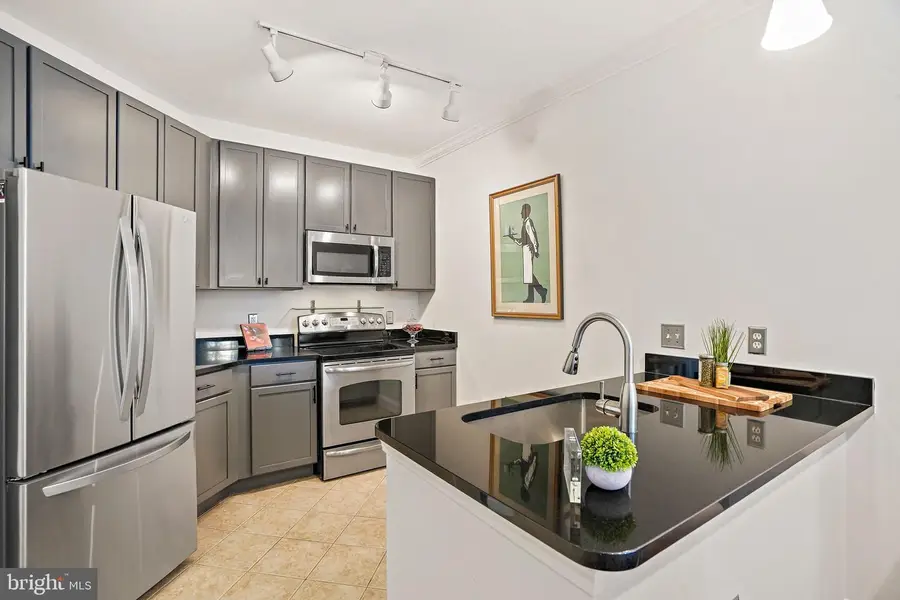 1391 Pennsylvania Ave Se #430, Washington, DC 20003 - #3