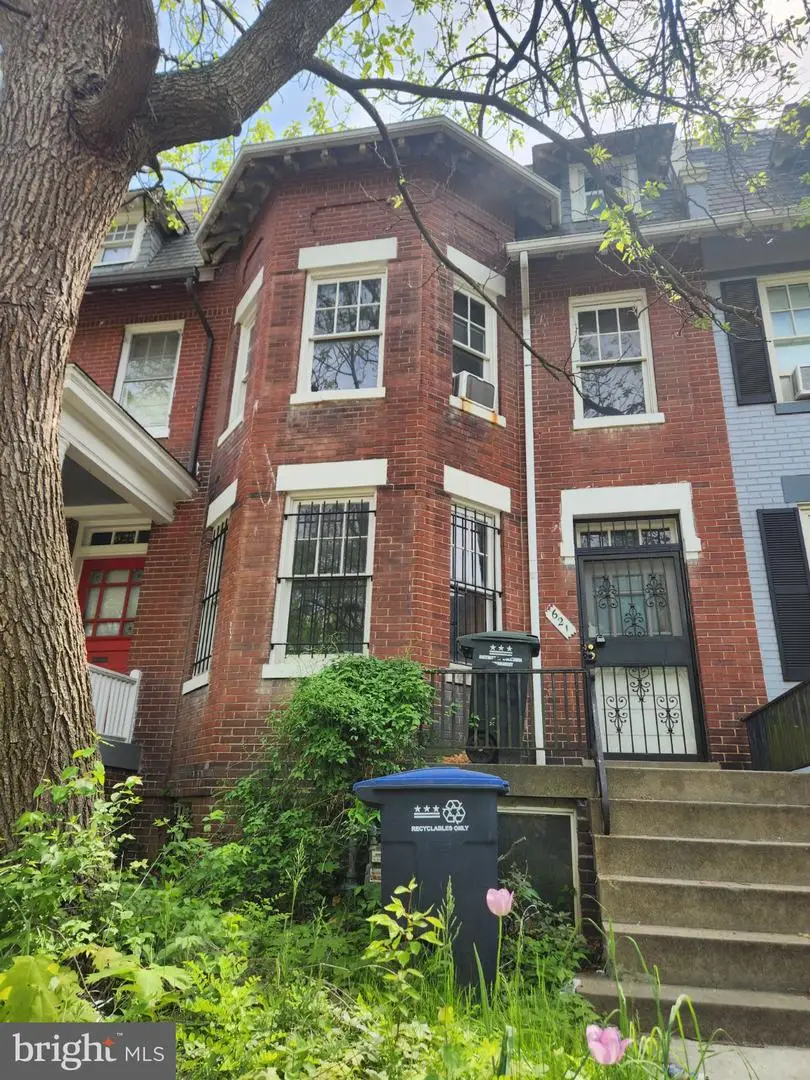 621 Lexington Pl Ne, Washington, DC 20002 - #1
