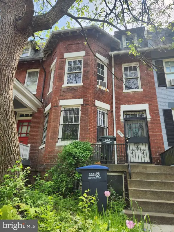 621 Lexington Pl Ne, WASHINGTON, DC 20002