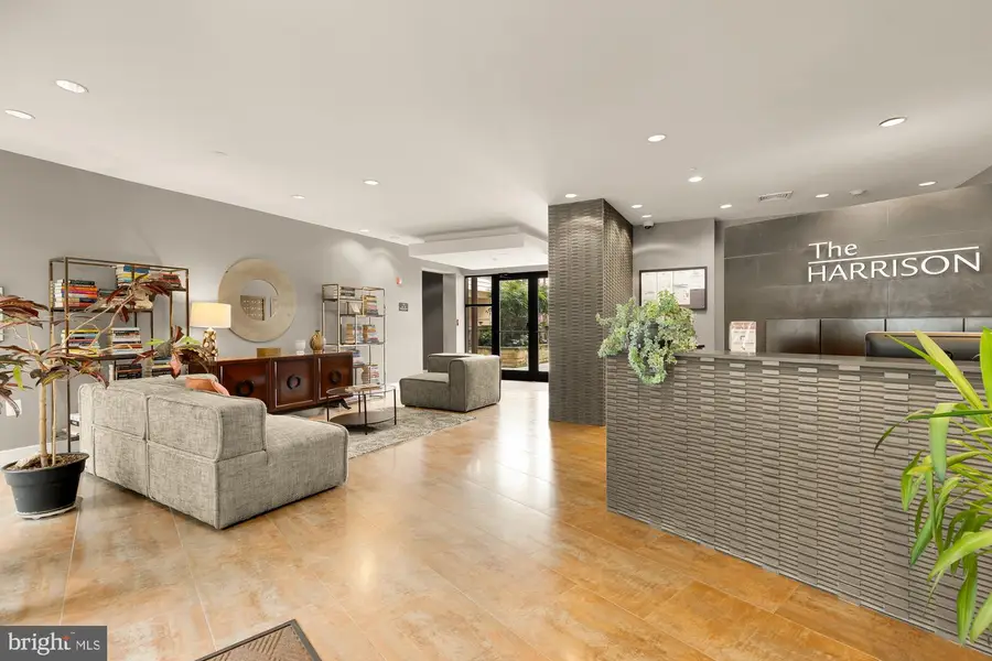 5201 Wisconsin Ave Nw #212, Washington, DC 20015 - #3