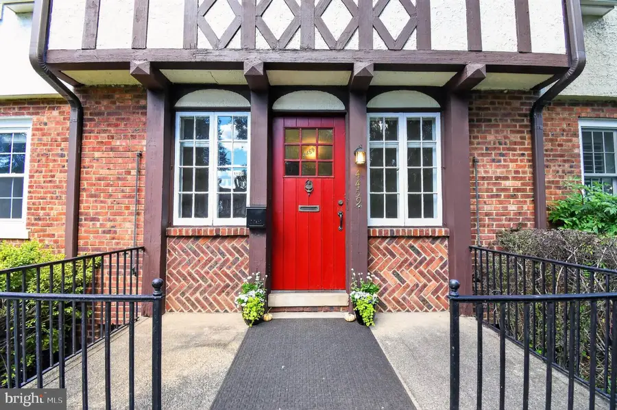4459 Greenwich Pkwy Nw, Washington, DC 20007 - #2