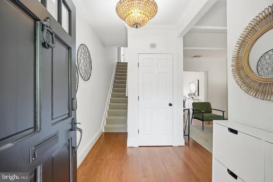 2129 Newport Pl Nw, Washington, DC 20037 - #3