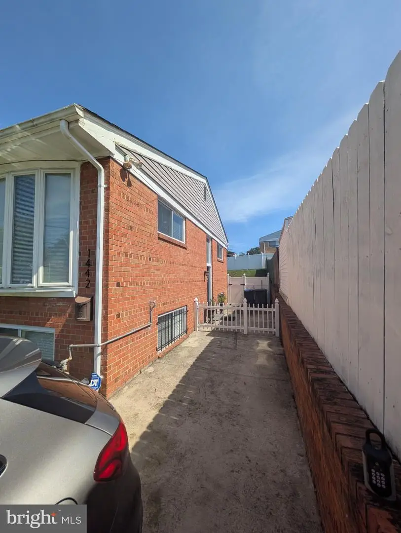 1442 41st St Se, Washington, DC 20020 - #3