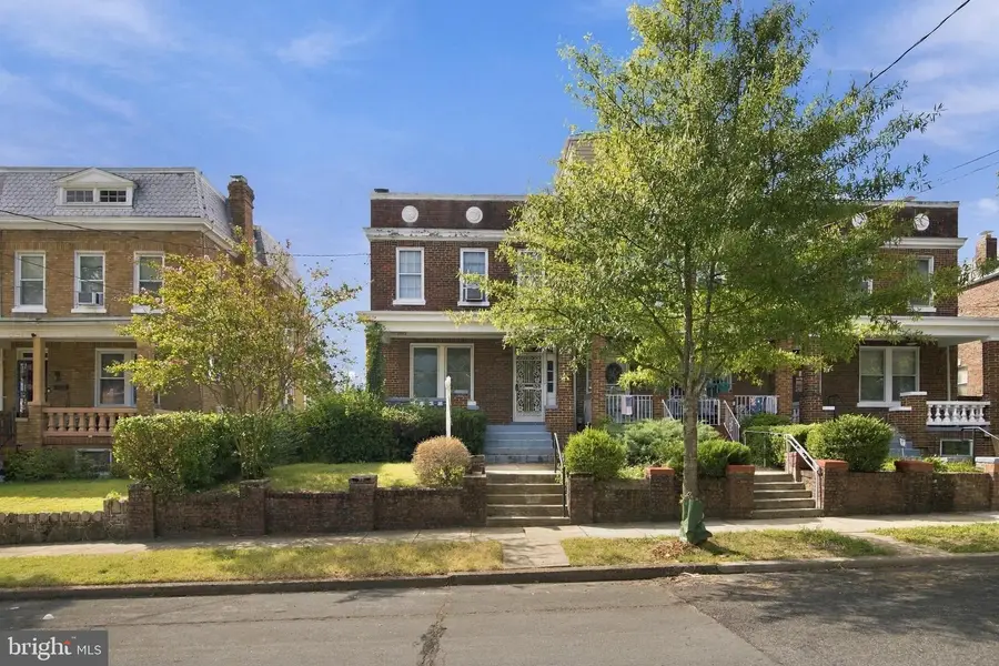 418 Nicholson St Nw, Washington, DC 20011 - #2
