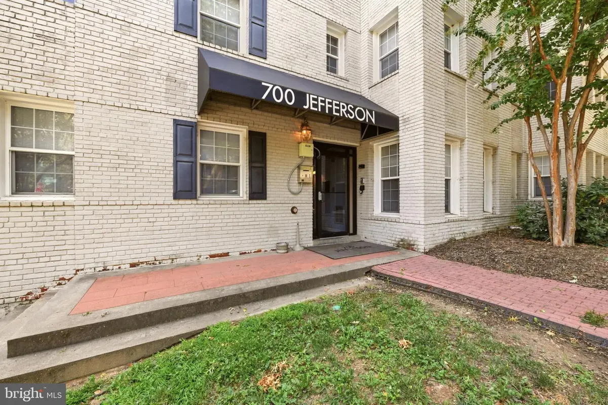 700 Jefferson St Nw #205, Washington, DC 20011 - #1