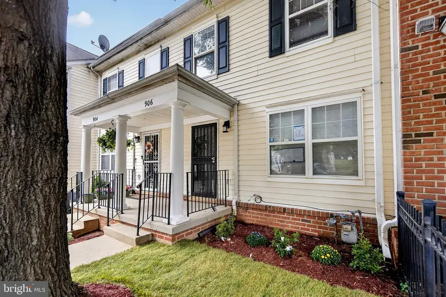 906 Blakney Ln Se, Washington, DC 20032 - #2